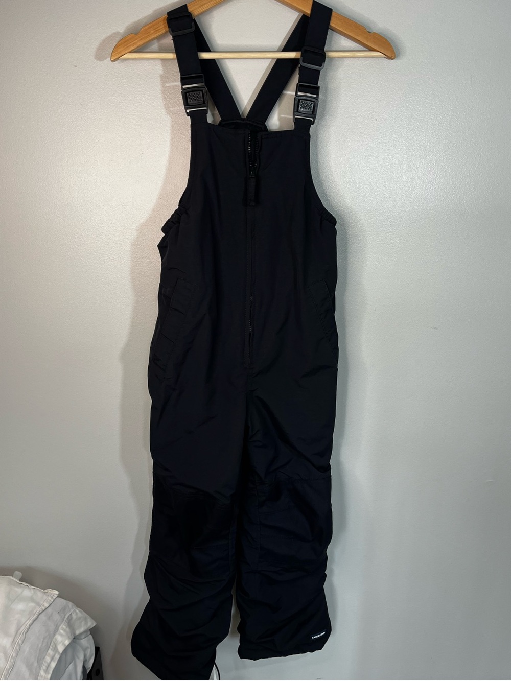 Land’s End Kids Black Snow Bib Overalls Winter Snow Pants Size 8